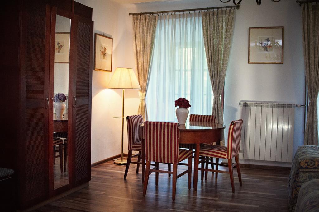 Zamek W Dziegielowie Ngoại thất bức ảnh